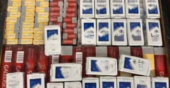 Митничарите от МП „Капитан Андреево“, община Свиленград, откриха контрабандни цигари в камион с мебели
