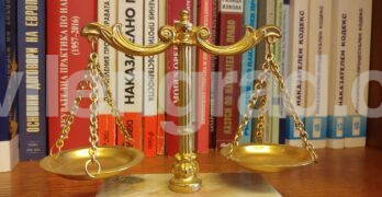 Дрогиран шофьор на линейка, убил човек, е обвинен от прокуратурата и задържан