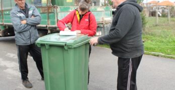 Община Свиленград снабдява домакинствата в кв. „Кап. Петко войвода“ с индивидуални кофи за битови отпадъци