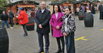 Кметът на Свиленград арх. Анастас Карчев откри официално Коледния базар