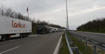 Гръцките фермери затвориха и свиленградското ГКПП „Капитан Петко войвода – Орменион“ за тирове, АМ „Марица“ огласена с мощни клаксони