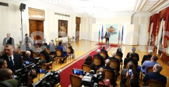 Президентът Румен Радев обяви, че ще депозира оставката си утре