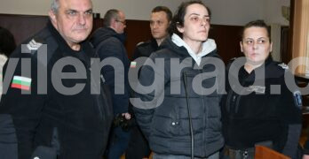 Полицайката Десислава Павлова, опитала да пренесе контрабанден наркотик през ГКПП „Капитан Андреево“, остава в ареста