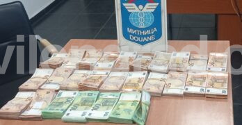 Митничарите на Капитан Андреево задържаха над 86 000 контрабандни евро