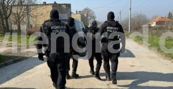 В Свиленград, Любимец и Елхово претърсвания и арести, ГД „Гранична полиция“ разби канал за трафик на хора