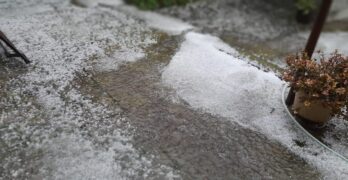 В Свиленград падна градушка /снимки, видео/