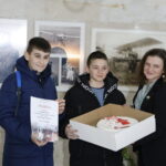 Кристиан Георгиев и Ангел Сарафов са победителите в конкурса „Баба Марта бързала, мартеници вързала“