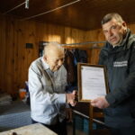 Главен инспектор Яни Пейчев връчи поздравителен адрес на Стойне Шопски за 96-та му годишнина