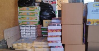 БАБХ иззе над половин тон сирене, кашкавал и масло в Любимец