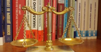 Районна прокуратура-Хасково наблюдава досъдебно производство за държане на наркотични вещества – около 15 кг марихуана