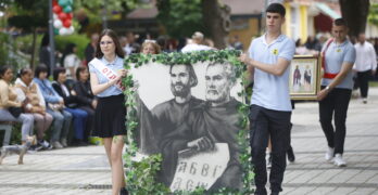 С празнично шествие и благодарствен молебен Свиленград чества 24 май
