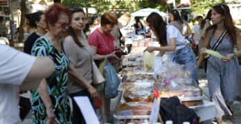Базарът на майките набра 9 865,50 евро, които са в подкрепа на Христина Шидерова
