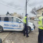 Турски тираджия бута 5 евро на пътни полицаи, арестуват го