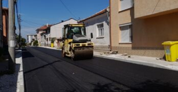 Забелязано в Свиленград: Асфалтират улица „Михаил Шомов“/снимки/