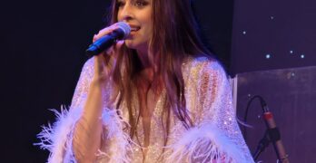 Мариета Петракиева представи първия си албум „Мистерия“ с концерт в „Сити марк“