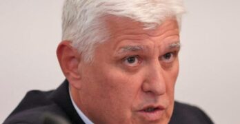 Министърът на отбраната Димитър Стоянов:Тук не е руски свят, но тук не е и украински свят, тук е български свят!