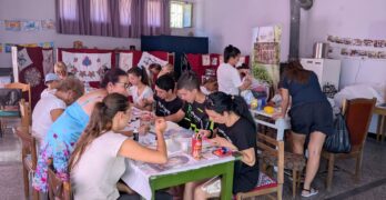 За пореден път „Под стария чинар в Мезек“ събира поколения, изкуство и традиции под короната на стария чинарб