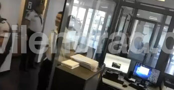 В мрежата изтекоха скандални кадри от  вътрешните камери за видеонаблюдение на дежурната стая на ГКПП „Капитан Андреево“