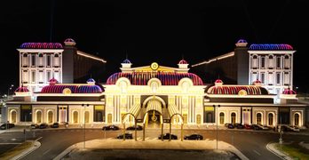 Завършете месеца със специалното предложение на хотел Golden Eye! Executive Room само за €19,99