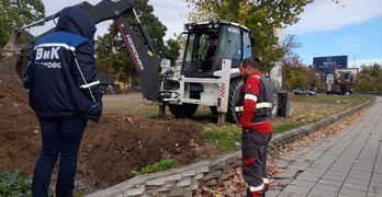 В Свиленград ВиК отстранява авария в канализацията на ул. „Д-р Страшимир Дочков“
