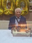 С бистър ум и силен дух: Най-възрастният жител на Любимец духна 100 свещички в компанията на 5-годишната си правнучка